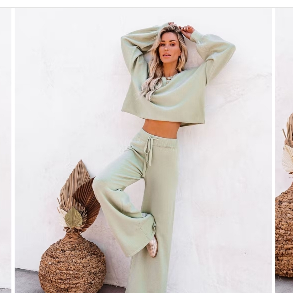 Vici Rexa Wide Leg Pants and Bubble Sweateshirt - Sage